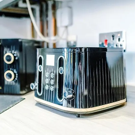 Luxury 2 Bed Close To Coop Etihad And Centre Апартаменты Манчестер