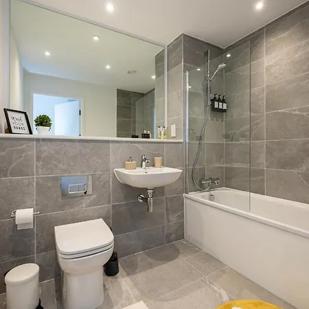 Highrise Heaven 2br Centre * Manchester