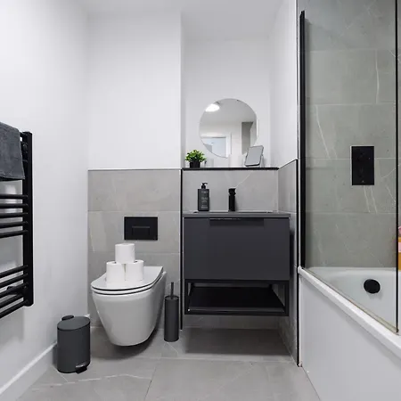 Διαμέρισμα 2 Bedroom - Old Trafford - Balcony - Free Parking