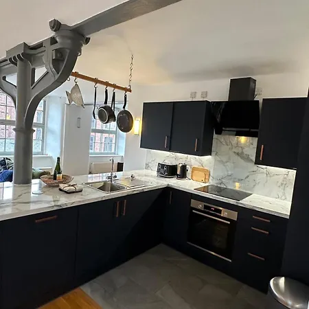 Royal Mills 2br By Torr Group Short Lets & Serviced With Free Wifi Manchester