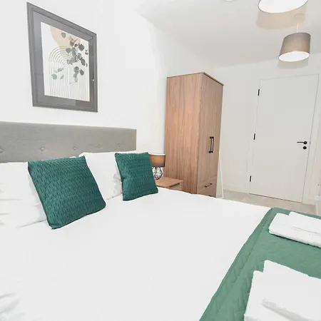 Apartman Contemporary Flat In W Balcony *