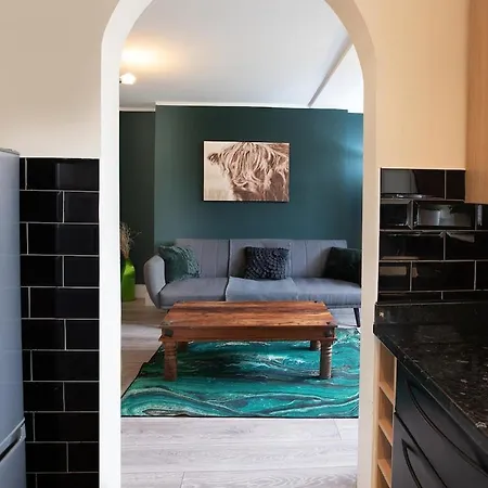 Stylish In Salford With Free Parking Appartamento Manchester