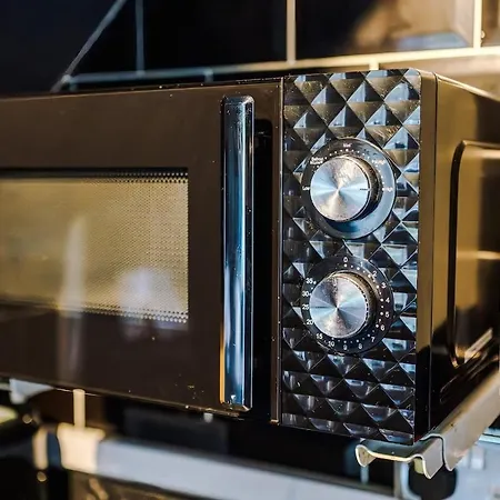 Stylish Home, Sleeps 7, Pool Table, Free Parking, Free Wi-fi, Full Kitchen, Perfect For Groups 公寓 曼彻斯特