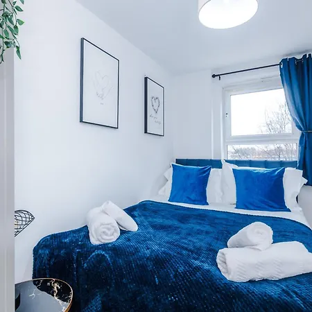 Salford Serene - Luxury 2-bed For Business, Events And Breaks - Near Centre - Hosted By Parydise דירה *