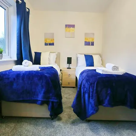 Modern Two-bedroom House Close To Centre * 맨체스터