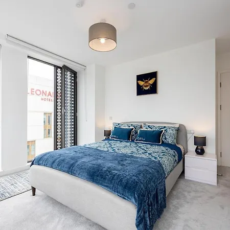 Highrise Heaven 2br Centre Manchester