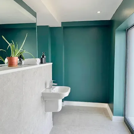 Apartmán 3 Bedroom Penthouse Roof Garden Parking Canal Manchester