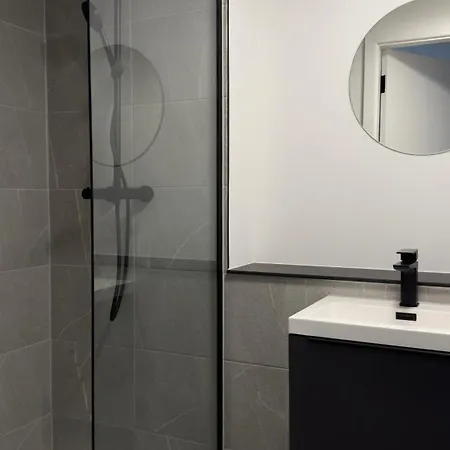 Luxury 2 Bed By Noire * Manchester