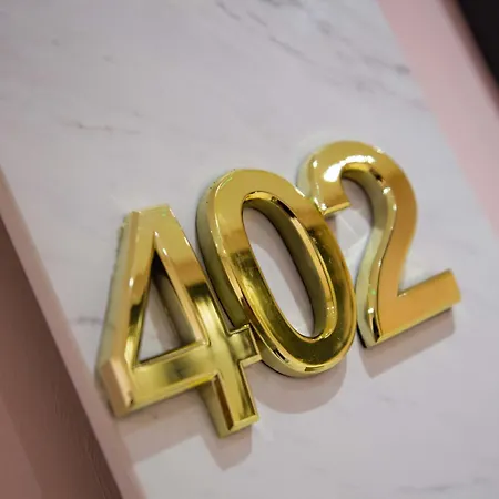 Spacious 3-bed Retreat - Modern & Super Apartman Manchester