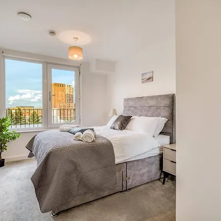 City View Apartment Near Manchester City Centre Manchester