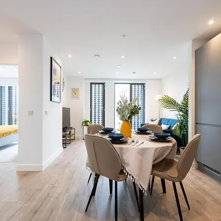 Appartamento Highrise Heaven 2br Centre Manchester