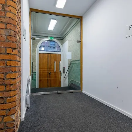 Apartment King Bed Flat In The Heart Of The - Pass The Keys Manchester