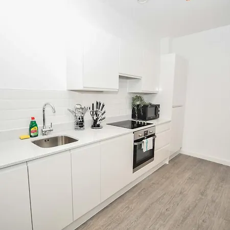 Spacious & Bright 1bed Nr Etihad Stadium * Mánchester