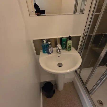 2 Bed 2 Bath Apartment,500 Meter's From Deansgate Close To Ao Arena *