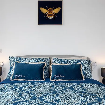 Highrise Heaven 2br Centre Appartamento *
