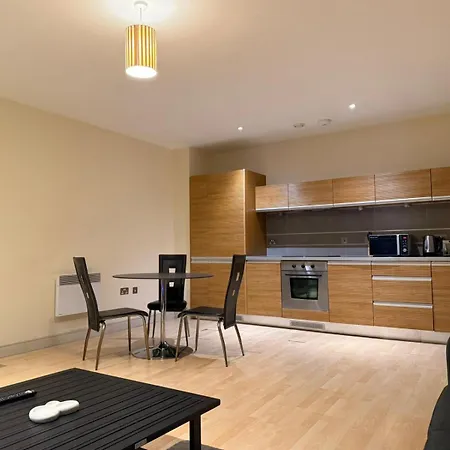 Spacious 2-Bed Apartment In Manchester City Centre Apartment *