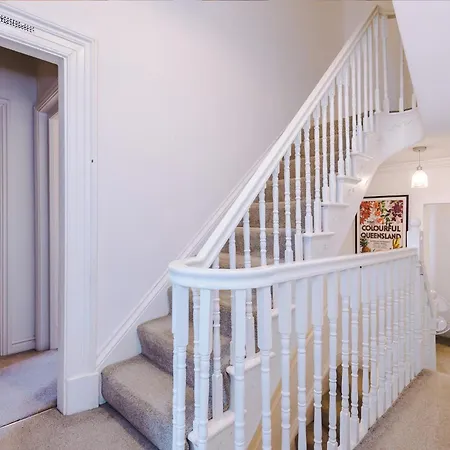 Perfect Getaway At Smedley House