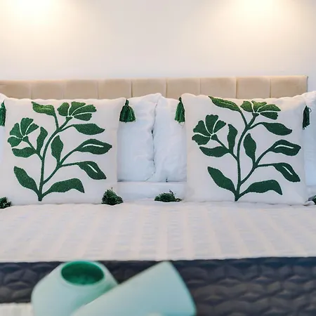 Modern 2br Flat For 4 Full Kitchen Apartment Manchester