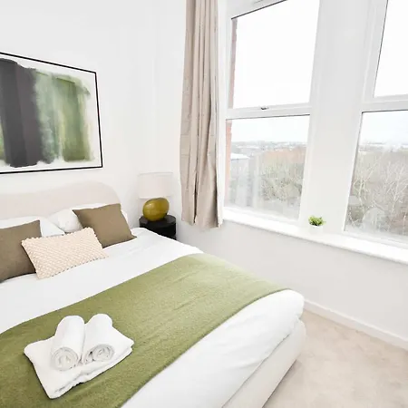 Spacious & Bright 1bed Nr Etihad Stadium Apartamento *