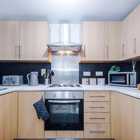 Salford Serene - Luxury 2-bed For Business, Events And Breaks - Near Centre - Hosted By Parydise דירה מנצ'סטר