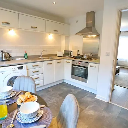Modern Two-bedroom House Close To Centre 아파트 맨체스터