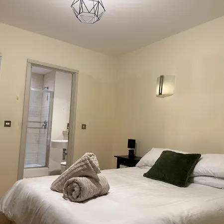 Apartament Spacious 2-Bed Apartment In Manchester City Centre Manchester