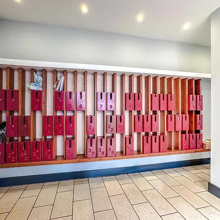 Modern 2br Flat For 4 Full Kitchen *