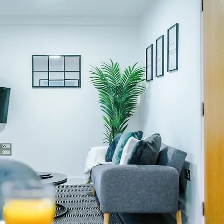 Central, 2 Bedroom, Penthouse Duplex * Manchester