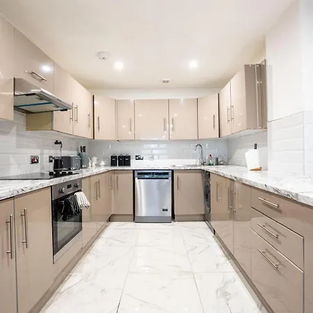 Stylish Modern In The Heart Of The Mánchester