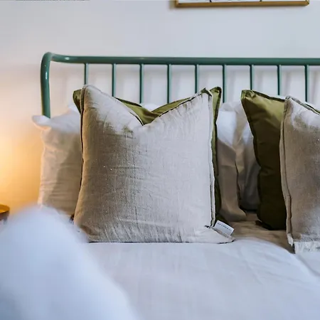 Perfect Getaway At Smedley House