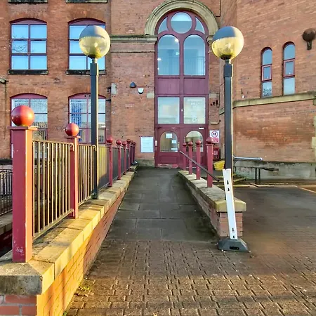 Ancoats Old Spinning Mill Free Parking - Pass The Keys *