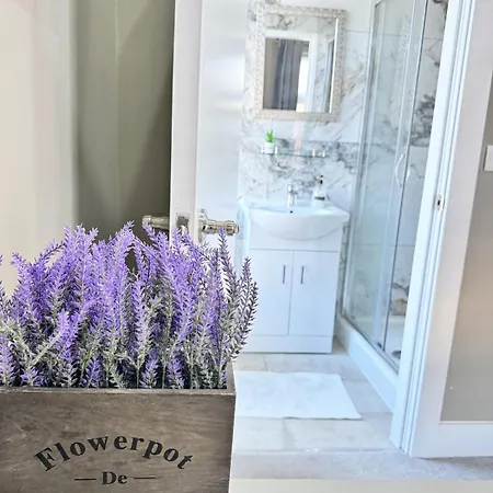 Flat In Manchester, 2 En-suite Beds, Etihad, Coop * Manchester