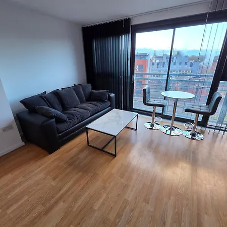 2 Bed 2 Bath Apartment,500 Meter's From Deansgate