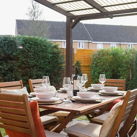 Stylish 3br - Sleeps 7 - 15 Min To Centre, Parking Garden & Fast Wi-fi Appartamento Manchester