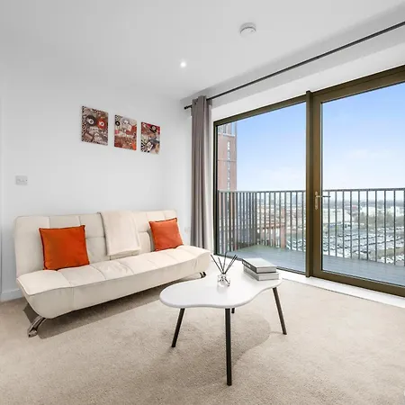 Centre 2 Bedroom Luxury *