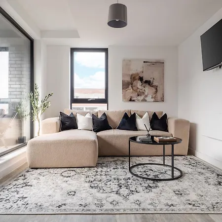 2 Bedroom - Old Trafford - Balcony - Free Parking * 曼彻斯特