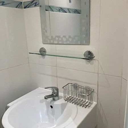 Hendham - Near Etihad Stadium, Coop Live Arena, National Cycling Centre & 24 Hour Asda *