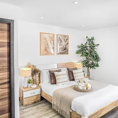 Tatil Evi The Cozy Chapter - Spacious Near Centre & Old Trafford