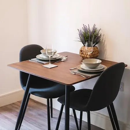 Staycay - Modern 1-bed In Centre アパート *