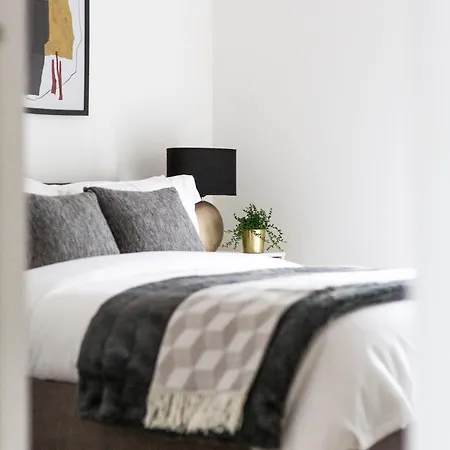 Апартаменты The Interchange - 2-bed - Brand New - Манчестер