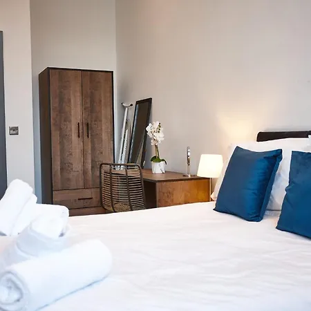The Peridot Apartment Manchester
