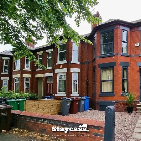Spacious 5br In Leafy Withington