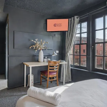 Guestready - Rose And Monkey * Manchester