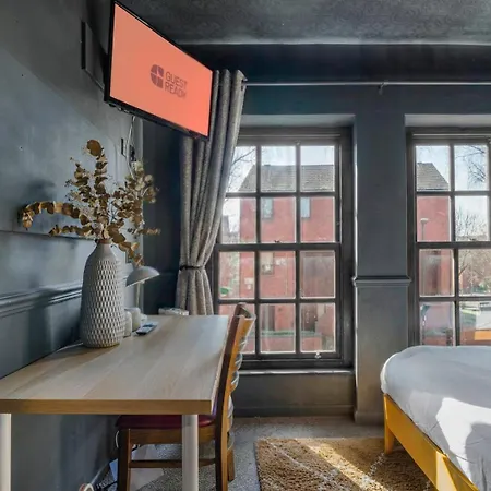 Guestready - Rose And Monkey