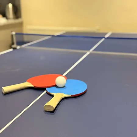 Spacious 3-bed House With Private Yard * Manchester