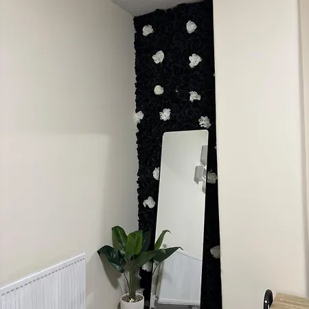 House In Manchester - G Escape Dom wakacyjny *