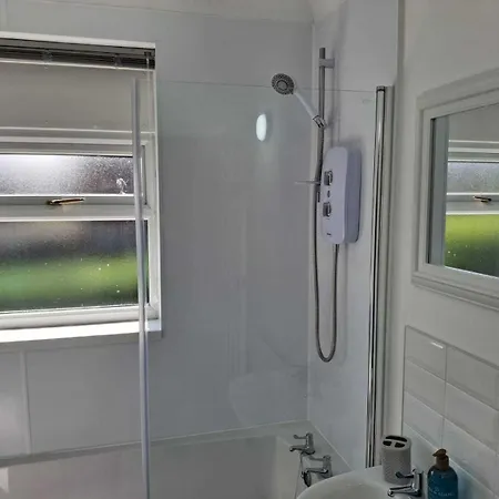 Vakantiehuis Cosy 2-bed House In
