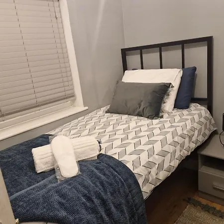 別荘 Sleeps 5 - Free Parking Wifi Near Airport &