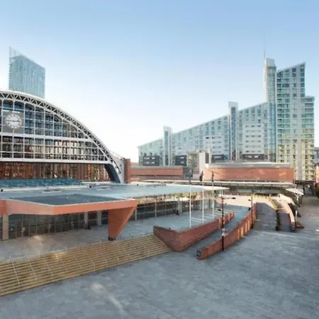 아파트 Lets Sa I 2bed 2bath L Waterfront L Private Balcony I Relaxing Retreat I Great Location