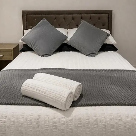 Modern With Private Entrance